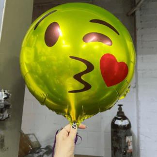 M18 smily kiss, 😘 נשיקה סמיילי x1