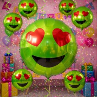 M18 smily with love eye סמיילי עם עיניים אהבה x1